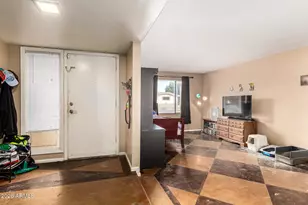 4519 W Paradise Dr, Glendale, AZ 85304 - Photo 4