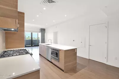 2300 E Campbell Avenue #416, Phoenix, AZ 85016 - Photo 2