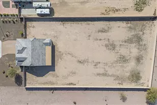 2438 S 218th Dr, Buckeye, AZ 85326 - Photo 6