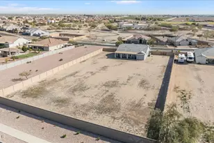 2438 S 218th Dr, Buckeye, AZ 85326 - Photo 18