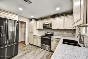 13231 W Stardust Blvd, Sun City West, AZ 85375 - Photo 18