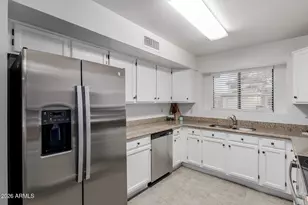 11609 W Olive Dr, Avondale, AZ 85392 - Photo 14