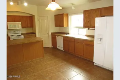 694 E Saddle Way, San Tan Valley, AZ 85143 - Photo 8