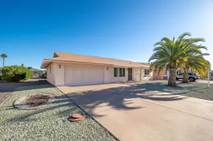 9506 W Country Club Dr W, Sun City, AZ 85373 - Photo 6