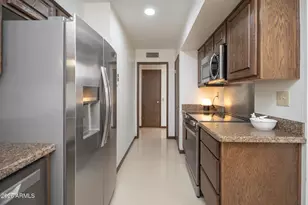 9506 W Country Club Dr W, Sun City, AZ 85373 - Photo 16