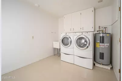 9506 W Country Club Drive W, Sun City, AZ 85373 - Photo 32