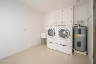 9506 W Country Club Dr W, Sun City, AZ 85373 - Photo 32