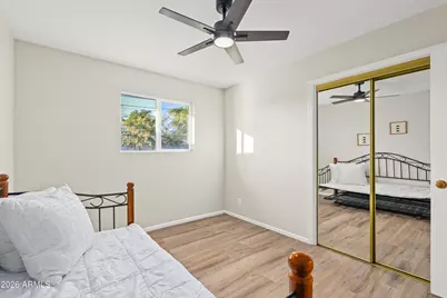 8602 N 33rd Avenue, Phoenix, AZ 85051 - Photo 16