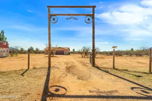 9292 E Chandler Ln, Hereford, AZ 85615 - Photo 2