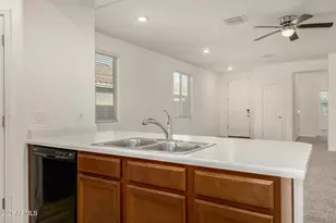 6314 S 34th Ln, Phoenix, AZ 85041 - Photo 12