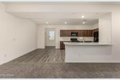 6314 S 34th Lane, Phoenix, AZ 85041 - Photo 8