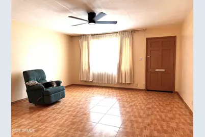 4450 W Weldon Avenue, Phoenix, AZ 85031 - Photo 4