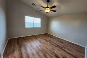 23739 N El Frio Ct, Sun City, AZ 85373 - Photo 20