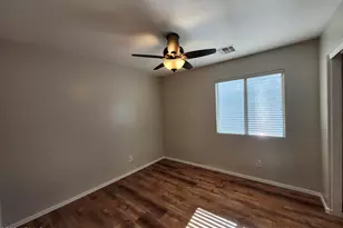 23739 N El Frio Ct, Sun City, AZ 85373 - Photo 18