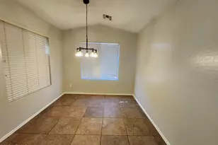 23739 N El Frio Ct, Sun City, AZ 85373 - Photo 10