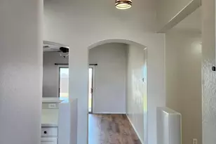 23739 N El Frio Ct, Sun City, AZ 85373 - Photo 6