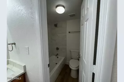 3825 E Camelback Road E #226, Phoenix, AZ 85018 - Photo 14