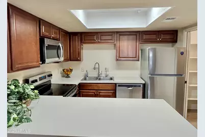 2145 E Center Lane #3, Tempe, AZ 85281 - Photo 4