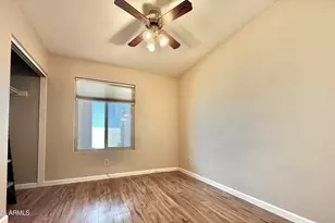 2145 E Center Ln, Tempe, AZ 85281 - Photo 18