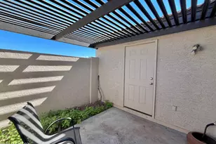 2145 E Center Ln, Tempe, AZ 85281 - Photo 24
