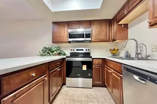 2145 E Center Ln, Tempe, AZ 85281 - Photo 8