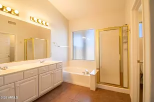 1450 N Roadrunner Dr, Gilbert, AZ 85234 - Photo 18