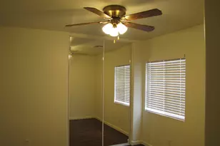 4740 E Silverbell Rd, San Tan Valley, AZ 85143 - Photo 12