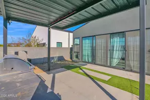 8430 S 10th Ln, Phoenix, AZ 85041 - Photo 48