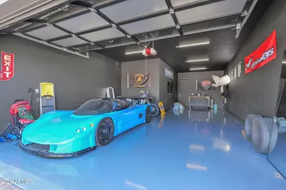 8430 S 10th Lane #3, Phoenix, AZ 85041 - Photo 6