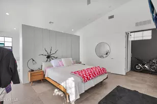 8430 S 10th Ln, Phoenix, AZ 85041 - Photo 32