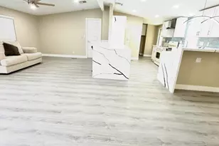 15832 N 66th Ave, Glendale, AZ 85306 - Photo 8