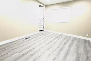 15832 N 66th Ave, Glendale, AZ 85306 - Photo 14