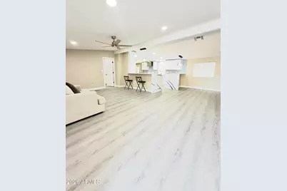 15832 N 66th Avenue, Glendale, AZ 85306 - Photo 8