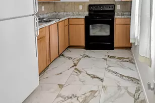 15633 N Factory St, Surprise, AZ 85378 - Photo 34