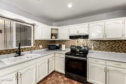 15633 N Factory Street, Surprise, AZ 85378 - Photo 12