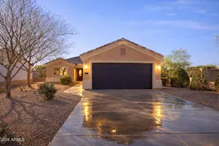 10545 W Buena Vista Dr, Arizona City, AZ 85123 - Photo 4