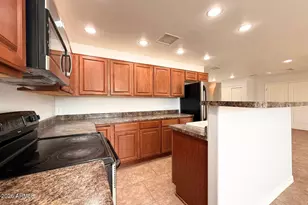 10545 W Buena Vista Dr, Arizona City, AZ 85123 - Photo 14