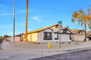 7846 W Solano Dr, Glendale, AZ 85303 - Photo 2