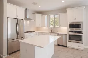 24210 N 23rd Way, Phoenix, AZ 85024 - Photo 6
