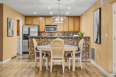 4704 E Paradise Village Parkway N #226, Phoenix, AZ 85032 - Photo 2