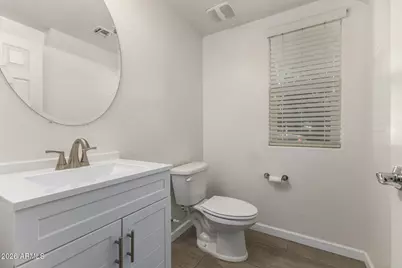 2419 N 73rd Lane, Phoenix, AZ 85035 - Photo 10