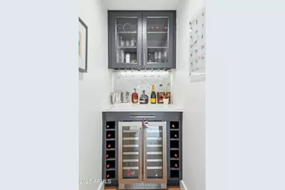 8001 N 3rd Place, Phoenix, AZ 85020 - Photo 14