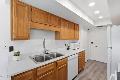 744 E North Lane #2, Phoenix, AZ 85020 - Photo 14