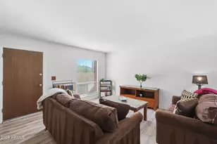 744 E North Ln, Phoenix, AZ 85020 - Photo 8