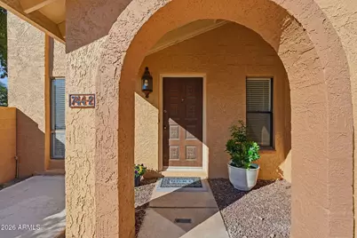 744 E North Lane #2, Phoenix, AZ 85020 - Photo 2