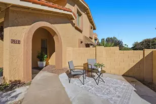 744 E North Ln, Phoenix, AZ 85020 - Photo 8