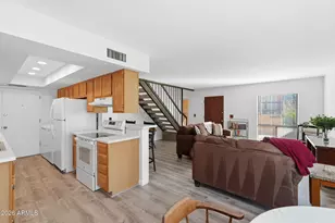 744 E North Ln, Phoenix, AZ 85020 - Photo 6