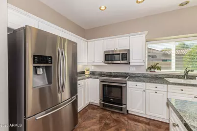 4750 W Saddlehorn Road, Phoenix, AZ 85083 - Photo 12