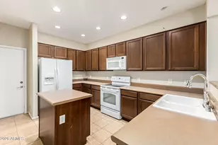 15240 N 142nd Ave, Surprise, AZ 85379 - Photo 10