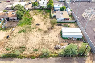 1724 W Desert Cove Ave, Phoenix, AZ 85029 - Photo 1